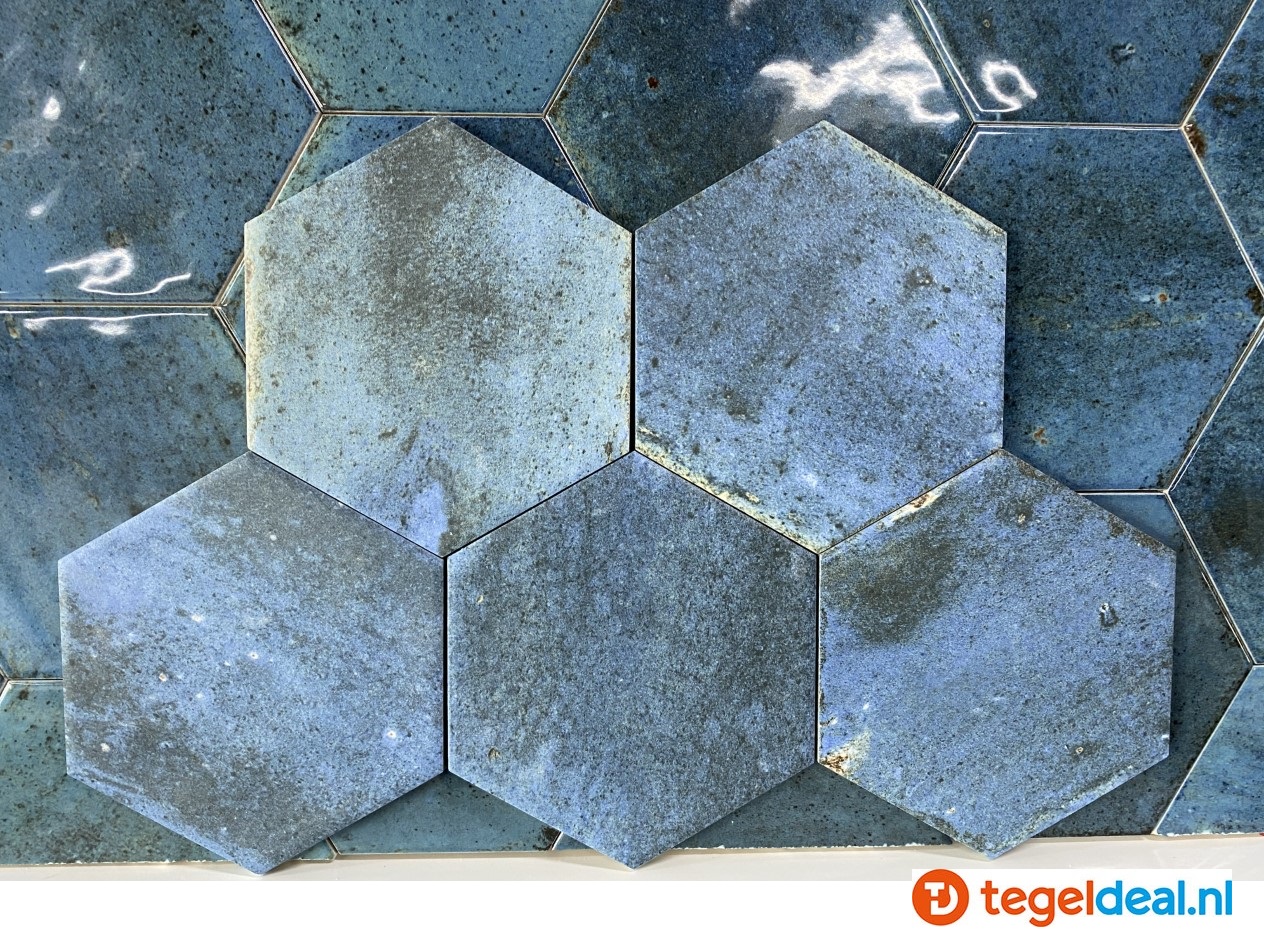 Hexagon tegels Ribesalbes, Hope BLUE mat, 15 x 17,3 cm. Blauwe, matte